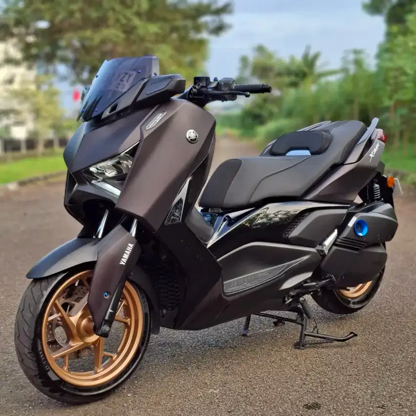 XMAX TECH MAX CONNECTED 2024 BISA TT