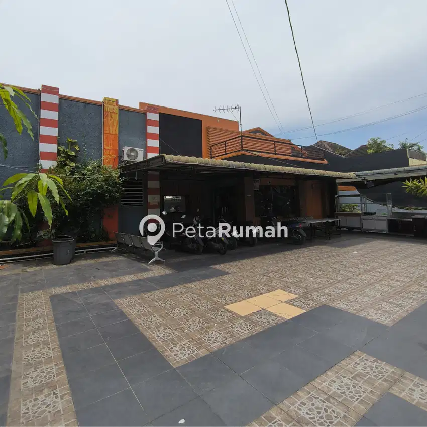 DIJUAL VILLA JALAN RAJAWALI (WINSHEN)
