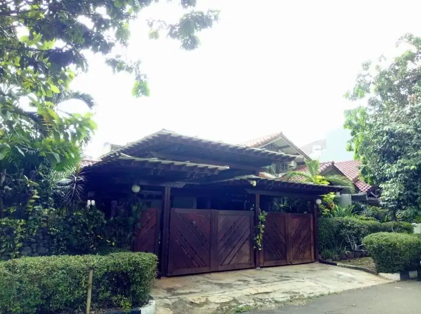 Rumah 1 lantai lokasi strategis di Lebak Bulus, Jakarta Selatan