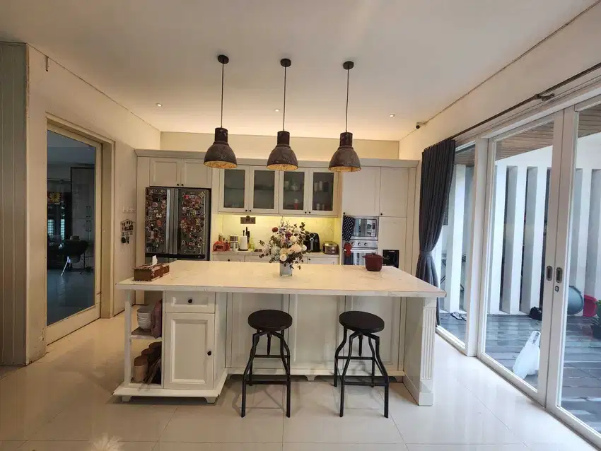 RUMAH CANTIK ROYAL RESIDENCE MURAH MEWAH PENATAAN LEGA SANGAT NYAMAN