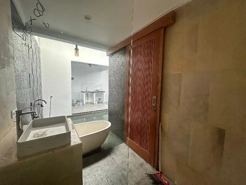 Leasehol villa Baru style modern