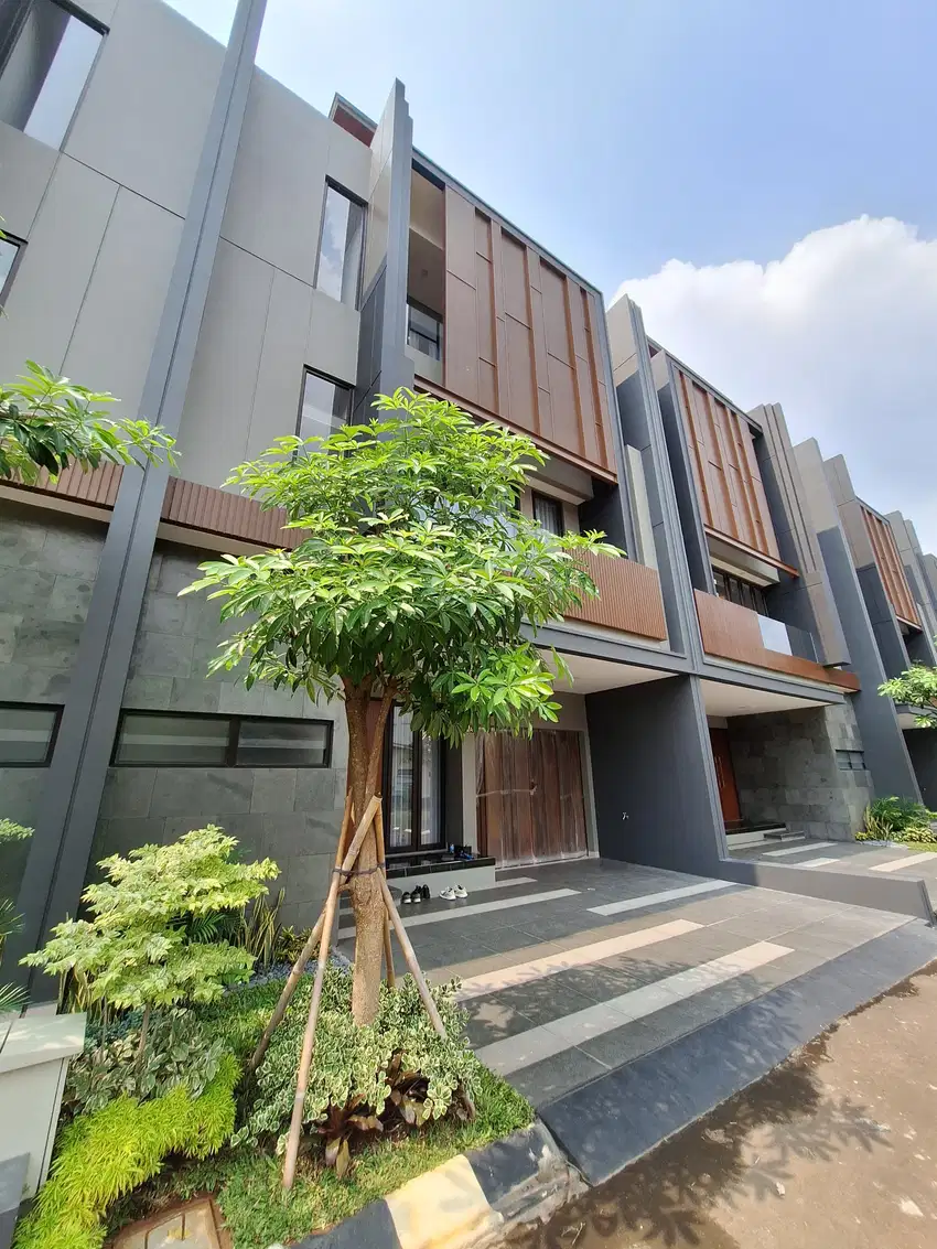 BRAND NEW TOWNHOUSE ARSITEK ATELIER RIRI DI KALIBATA PANCORAN