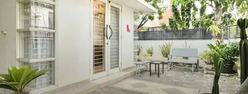 Rumah, walking distance ke PIM 2