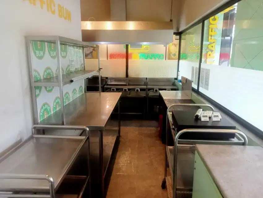 disewakan ruang usaha ex cafe sayap pajajaran pasirkaliki cicendo