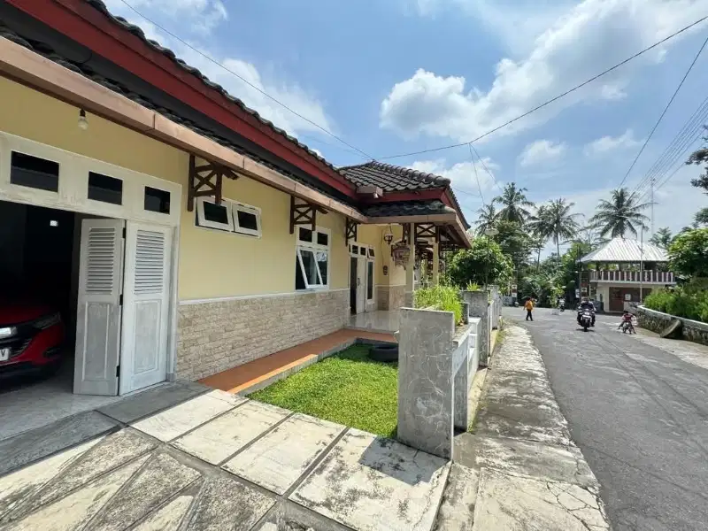 Rumah Jogja Utara Sejuk Dekat Pasar
