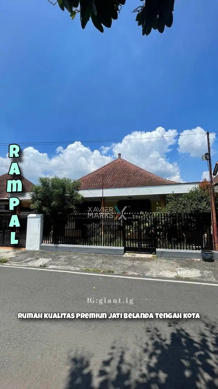Rumah Kualitas premium jati belanda tengah kota di Rampal KLojen