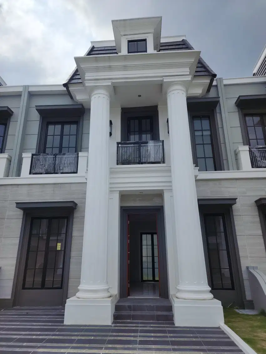 Dijual Villa Citraland Helvetia