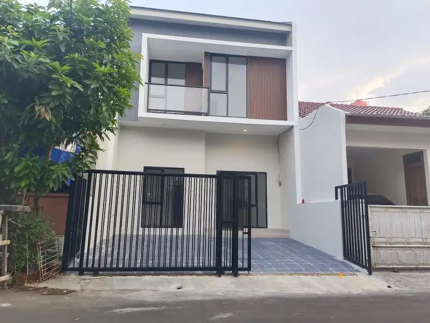Di jual Rumah Baru Gress Regensi Melati Mas, BSD CITY