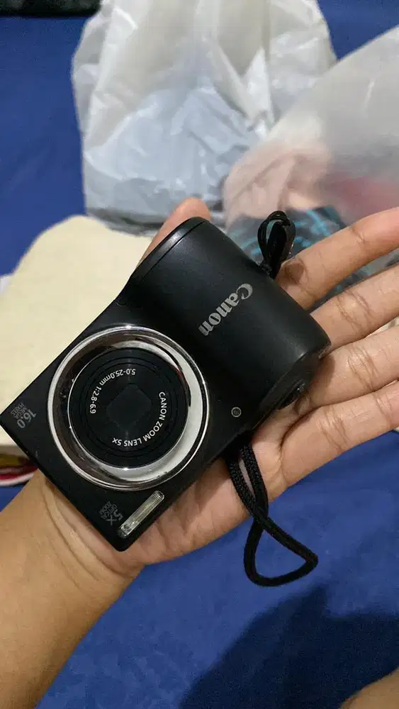 Camera canon A810