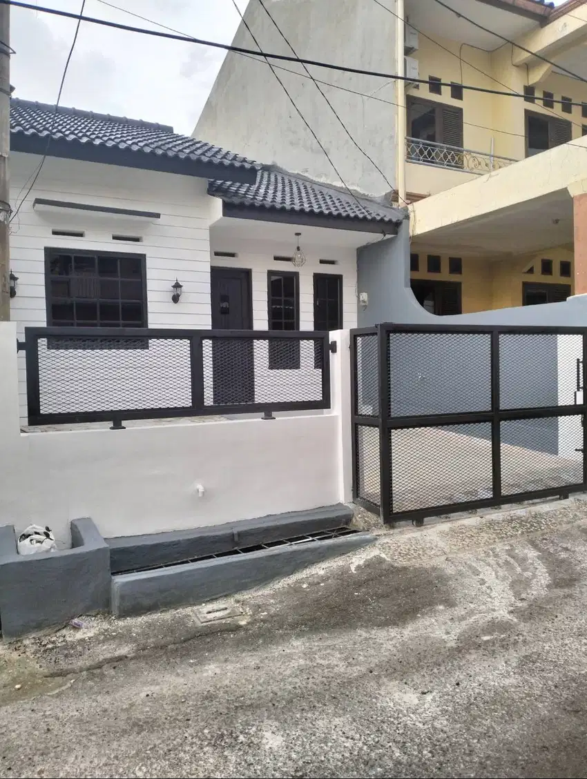 Dijual Cepat Rumah Full Renov di Villa Dago Pamulang