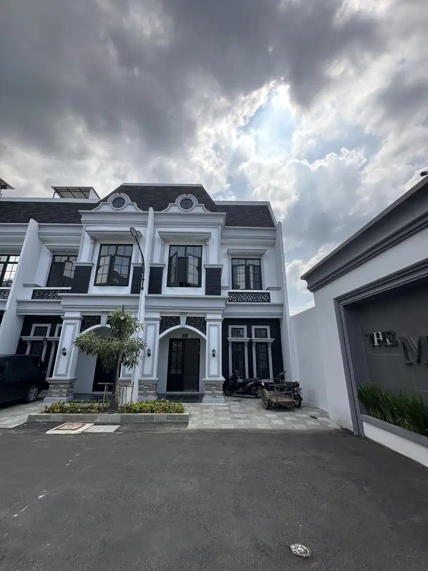 Dijual Rumah Baru Daerah Amir Hamzah Komplek Marriott Villas