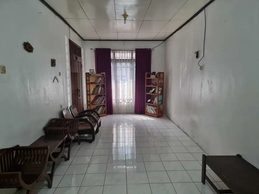 Dijual Rumah Komplek di Reni Jaya Pamulang