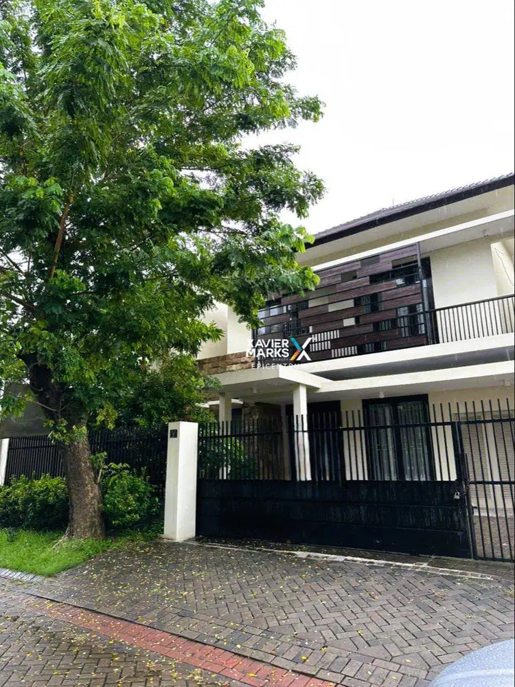 Disewakan Rumah Dian Istana Park Avenue Wiyung dekat PTC