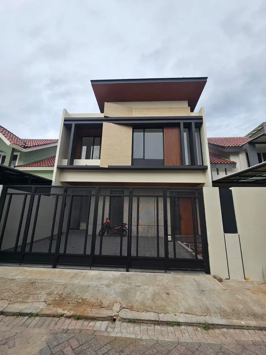 JUAL RUMAH CANTIK BRAND NEW 2 LANTAI METLAND PURI CIPONDOH TANGERANG
