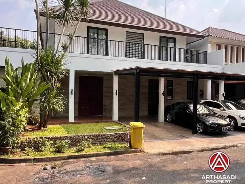 Kemang, Rumah Mewah & Cantik di Perumahan Mutiara