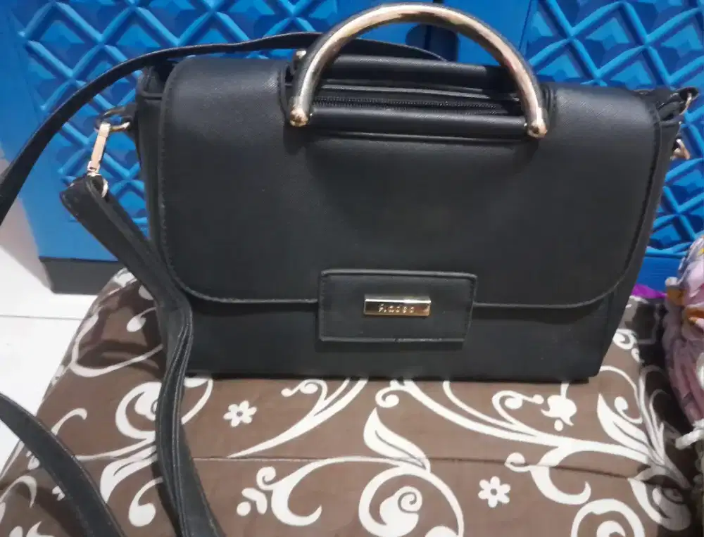 Tas Selempang Fladeo