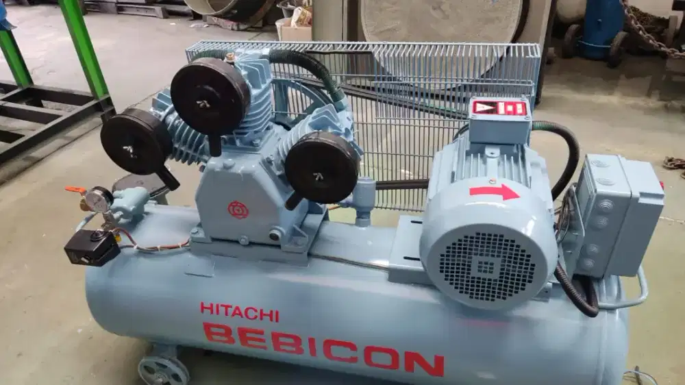 Dijual Compressor / Kompresor Hitachi Bebicon 5,5 KW / 7,5 HP Like New