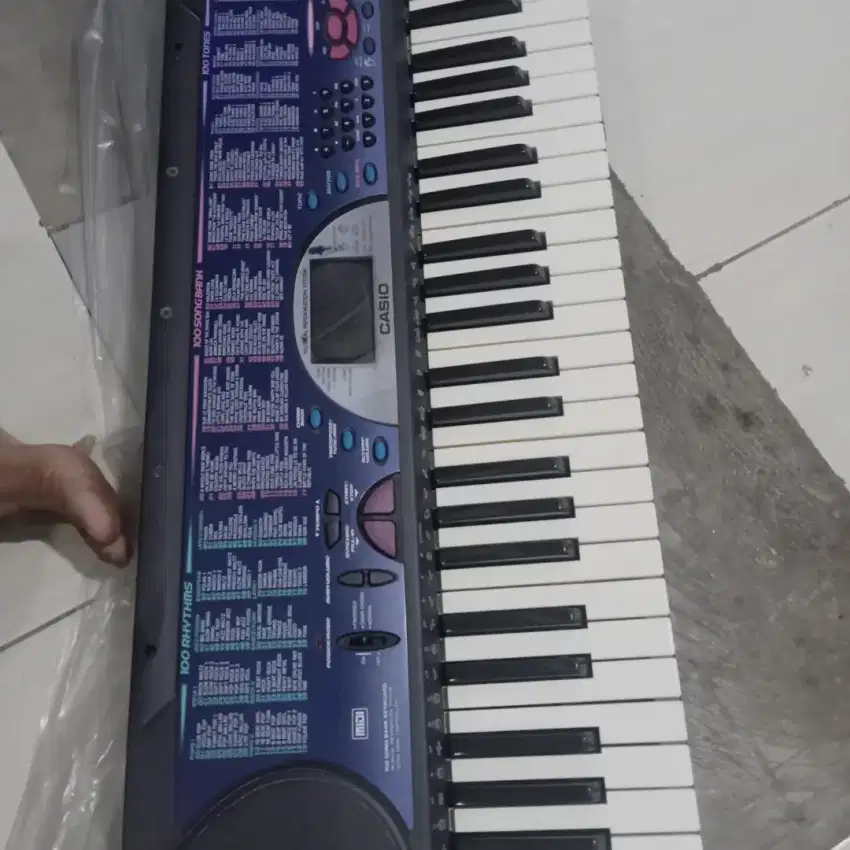 Keyboard jual aja engga di pakai lama