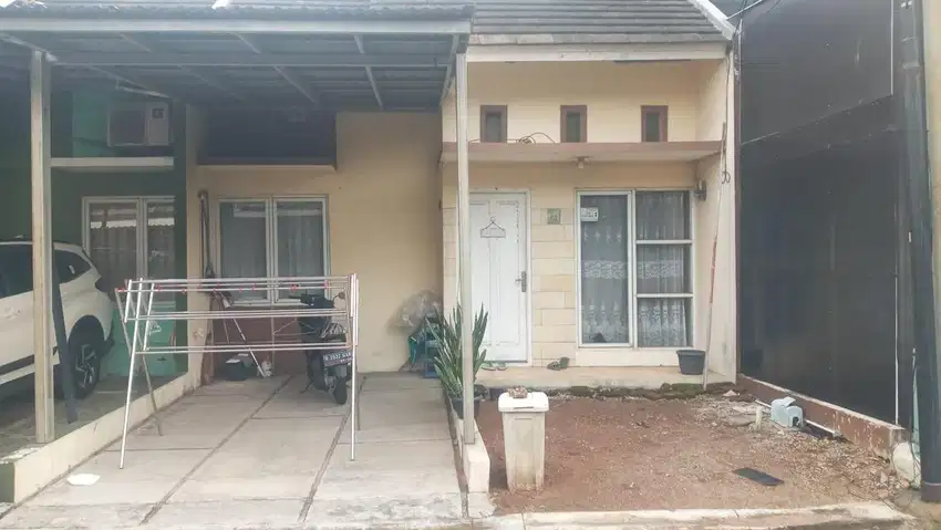 Dijual cepat rumah sepatan paradise park