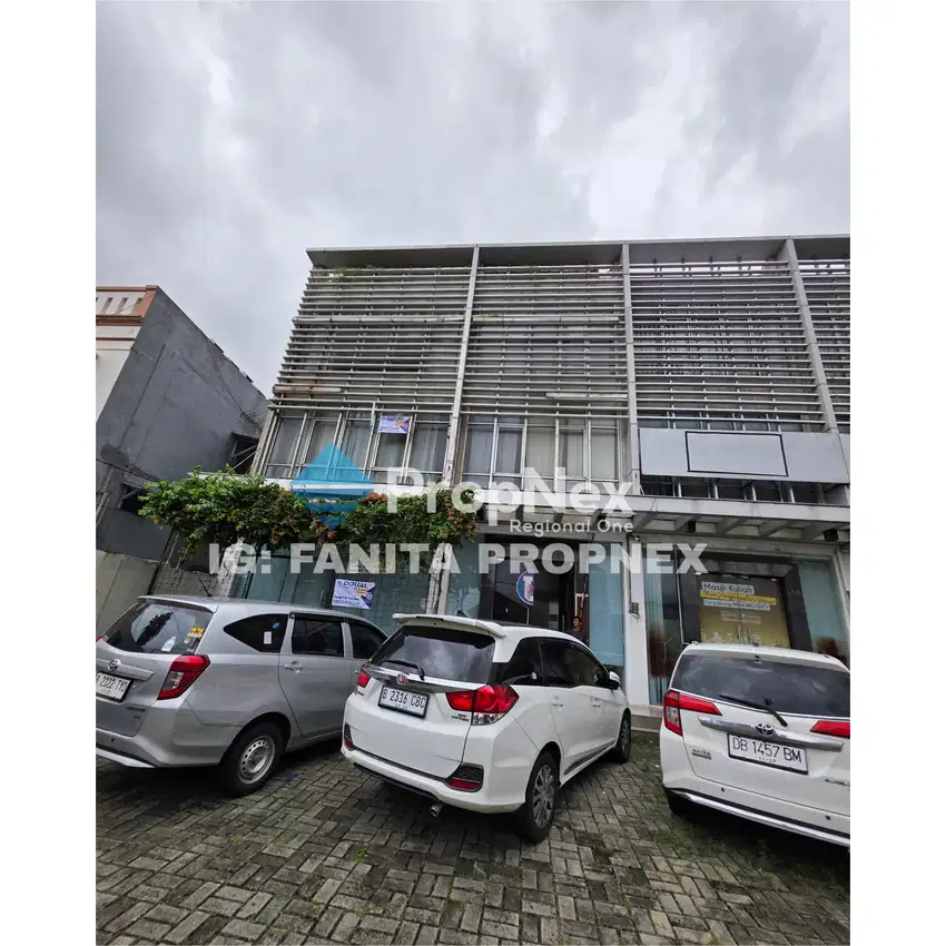 Dijual ruko gandeng di Jl Kemanggisan Raya,JakBar LT195m2 LB690m2,Bara