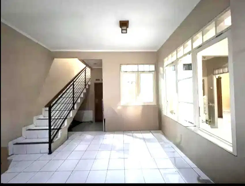 Dijual Rumah Rapi Siap Huni Di Regency Melati Mas