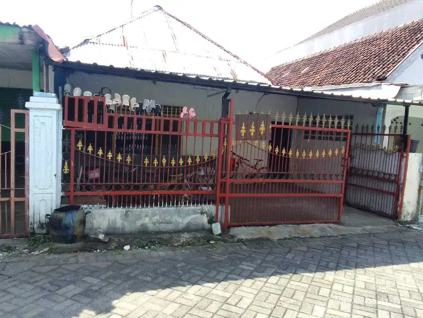 DIJUAL RUMAH PUCANG ANOM TIMUR SURABAYA RON.A2646
