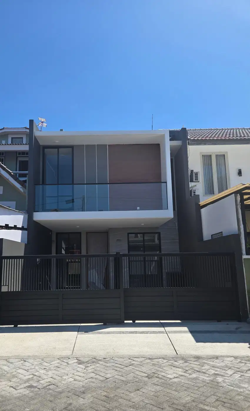 RUMAH BARU PANTAI MENTARI DKT PAKUWON CITY, SUTOREJO, BABATAN PANTAI