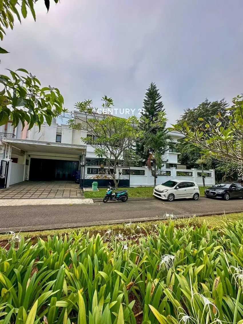 Dijual Rumah Posisi Hook  Cantik Di Sektor 9 Bintaro