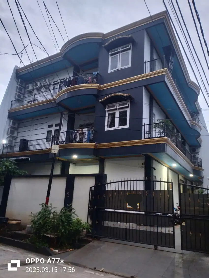 DIJUAL RUMAH KOST 20 KAMAR DI RAJAWALI JAKPUS