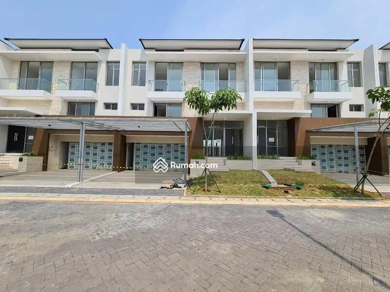 DIJUAL RUMAH PIK2 UKURAN 10X25 2LT 4+1KT NON VIEW SIAP HUNI TERMURAH