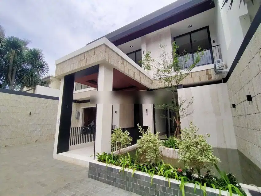 BRAND NEW RENOVATED AND PRIVATE POOL DI KEMANG