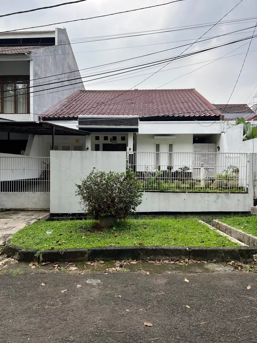 RUMAH SIAP HUNI LEBAK BULUS JAKARTA SELATAN