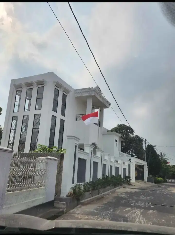 Dijual Rumah Besar di Palembang