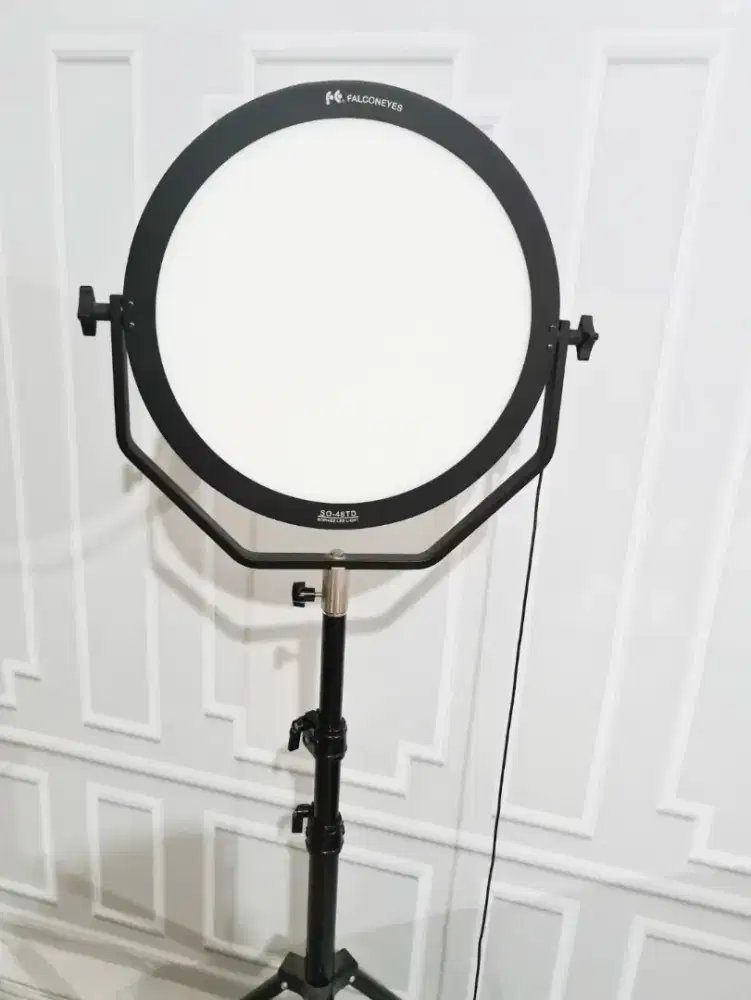 LED FALCON  99.9% like new