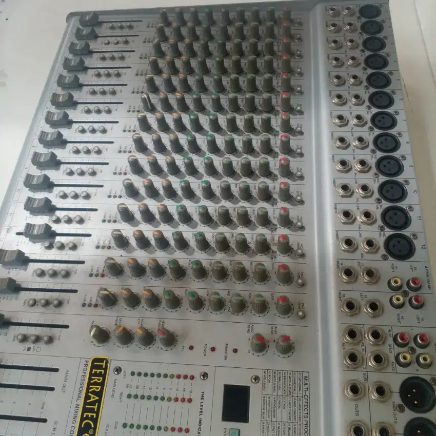Mixer 16 Ch - Multi Effects Digital Sound Processor