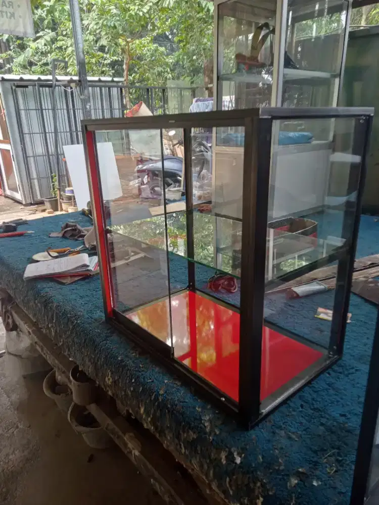 Etalase makanan /rokok /cod