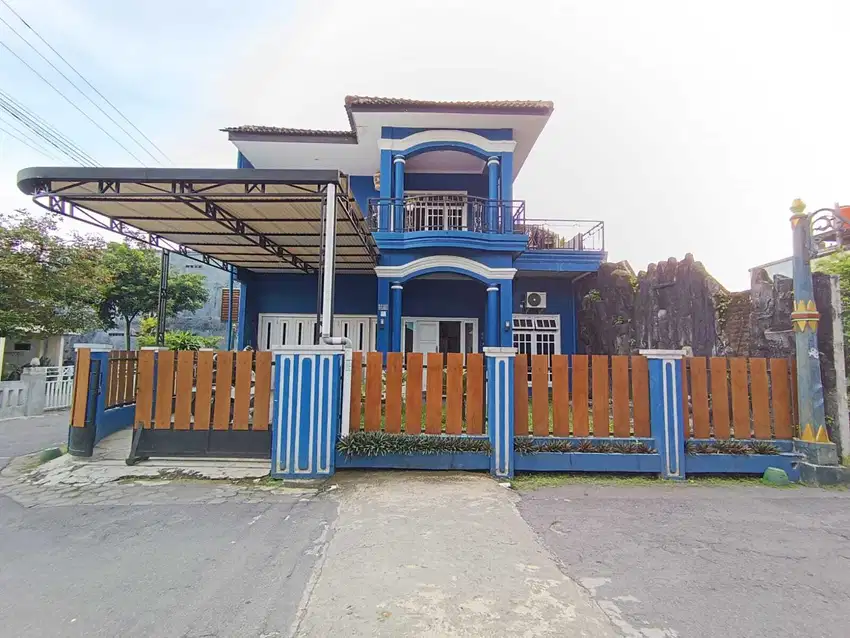 Dijual Rumah Luas Siap Huni Bonus Kos 8 Kamar Lokasi di Depok, Sleman