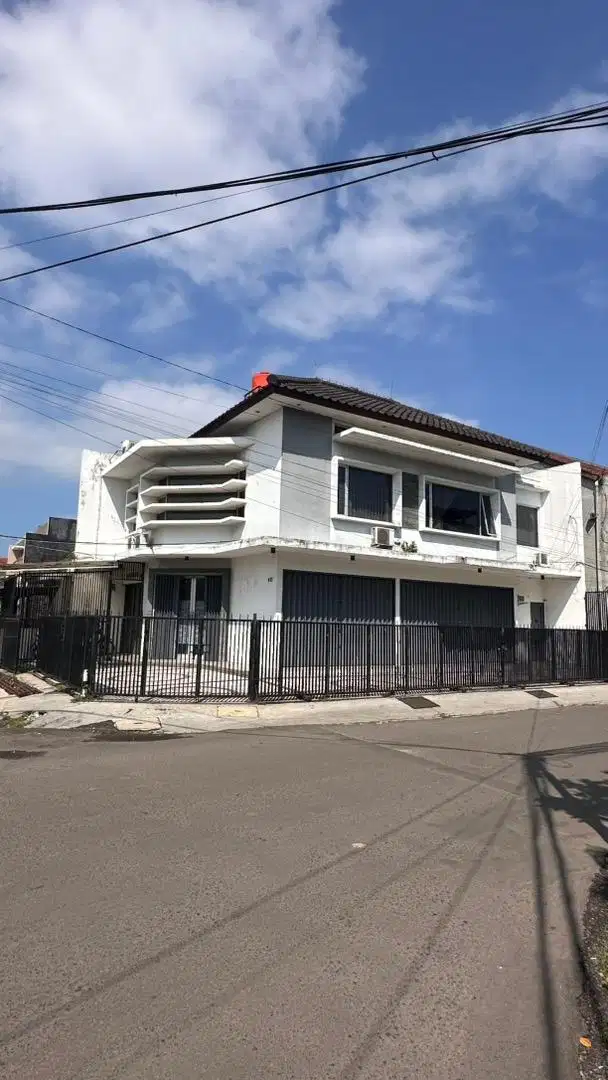 Di sewakan Unit bangunan Kantor PASIR SALAM BUAH BATU