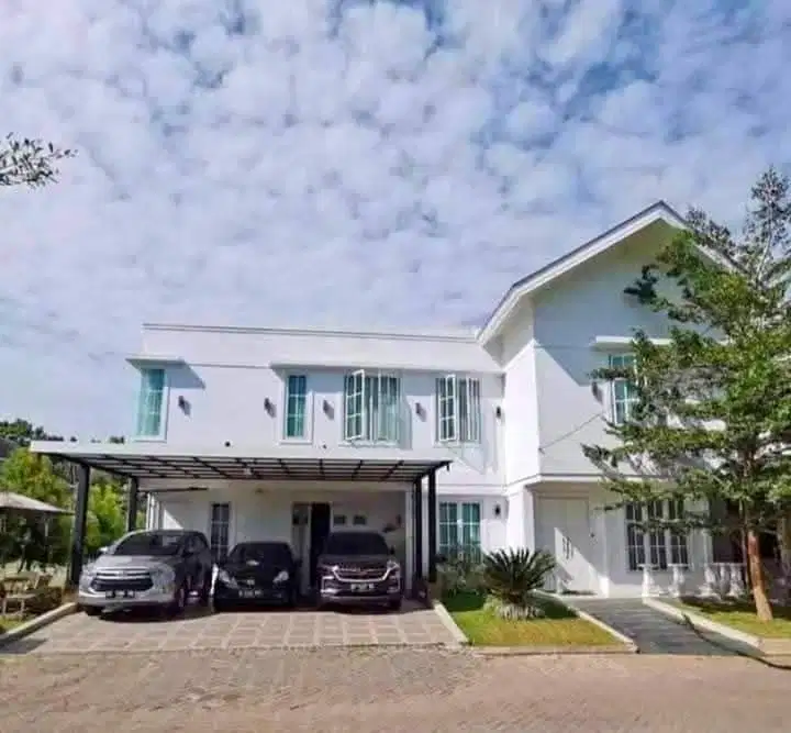 LUAS 16 X 19 RUMAH MEWAH BUKIT BARUGA MAKASSAR