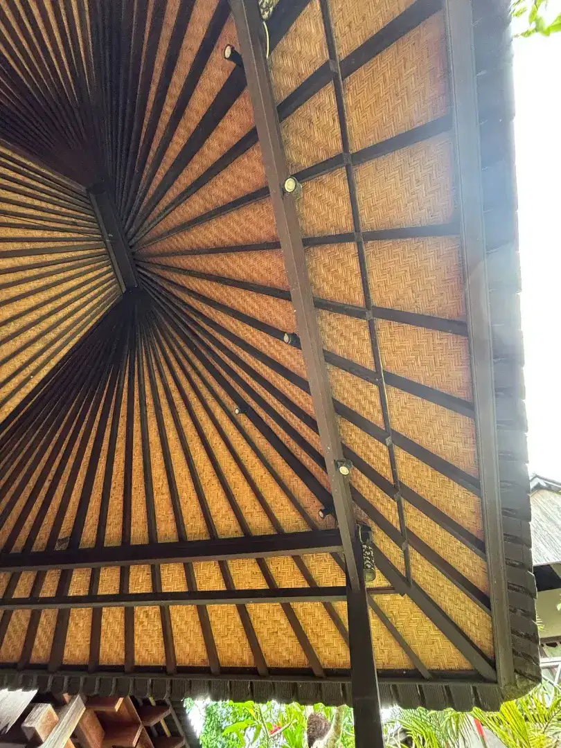 Plafon Bedeg Anyaman Bambu Kulit