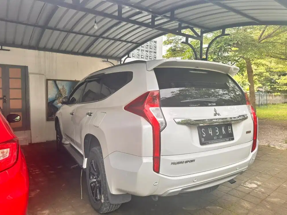 Pajero sport dakar matic 2021 low KM servis record