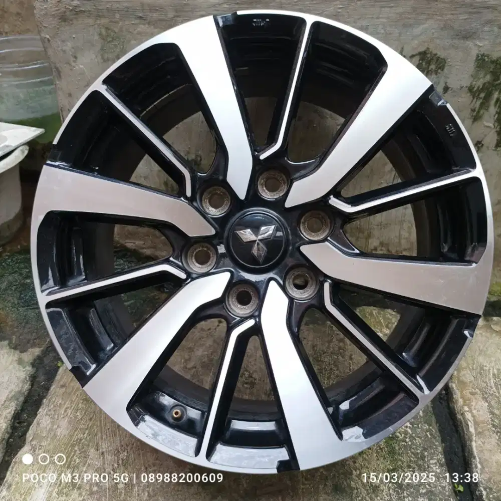 velg pajero dakar r18 original Mitsubishi