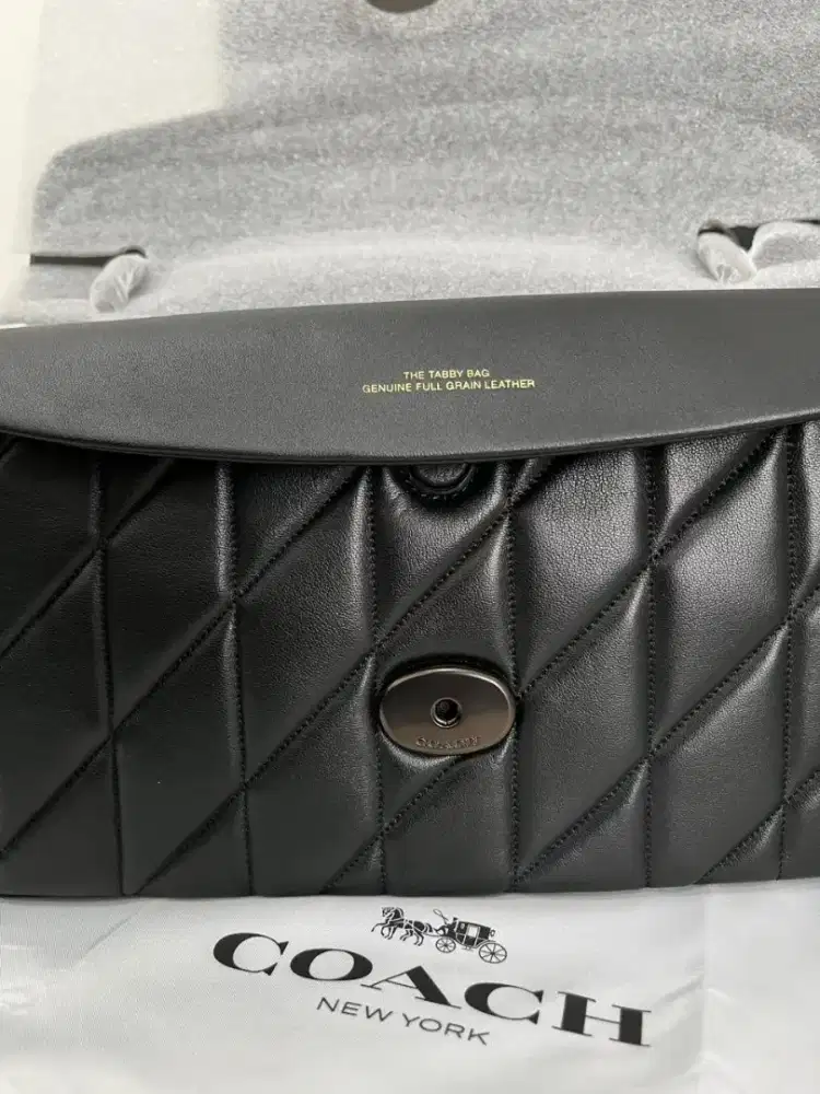 Coach tabby shoulder bag 33