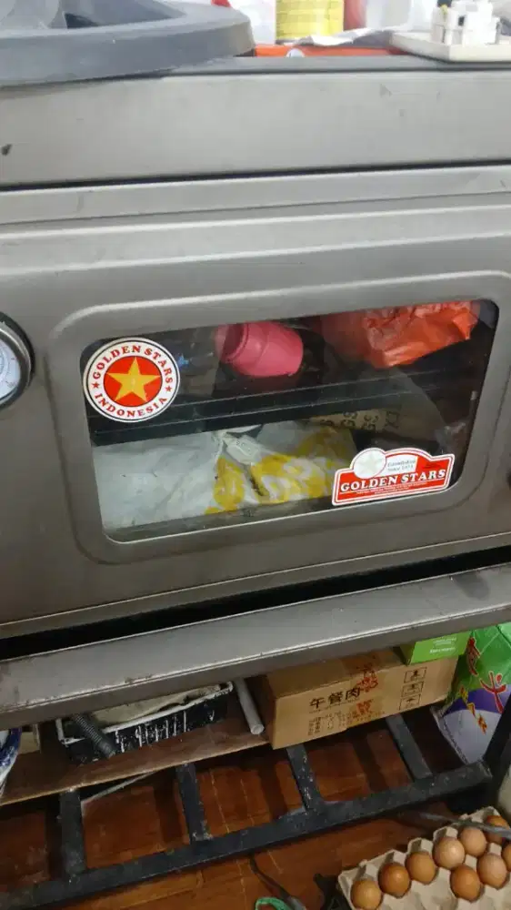 Jual Cepat !! Oven Golden Star,Kondisi Masi Bagus.Sudah Tidak Terpakai