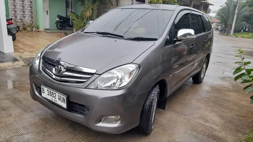 Kijang Innova G AT BENSIN