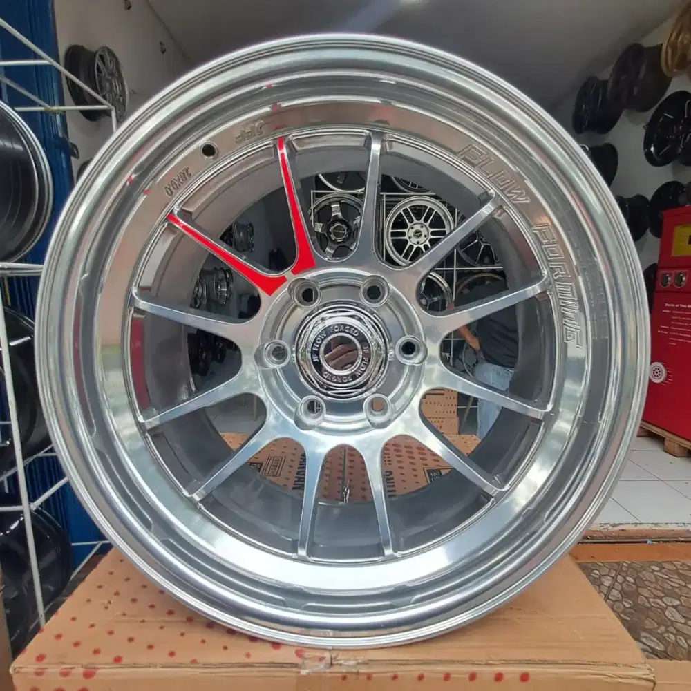 Venom jf luxury buzz 18x9 6x139,7 ET 0 high polish mirror 4pcs