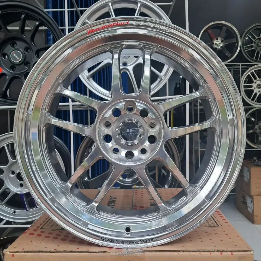 Racinghart cp035 Ring 18x8,5 5x114.3 et 40 high polish mirror 4pcs