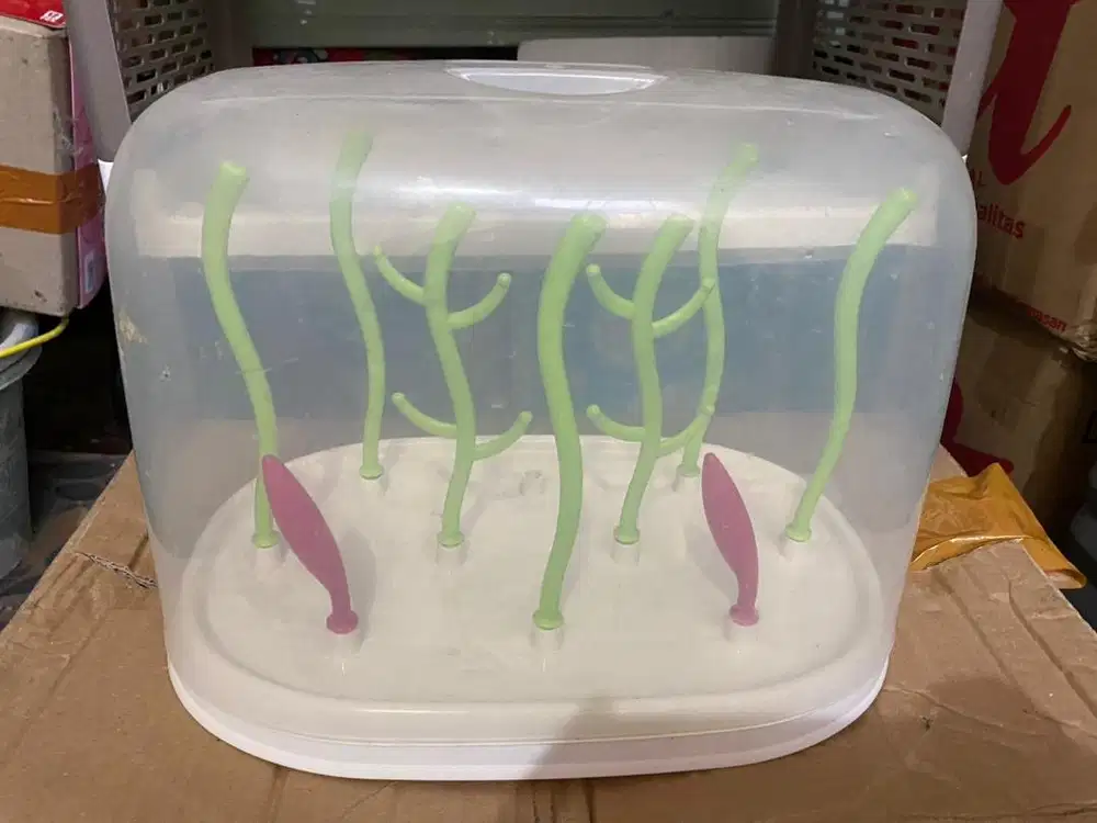 Rak pengering botol bayi