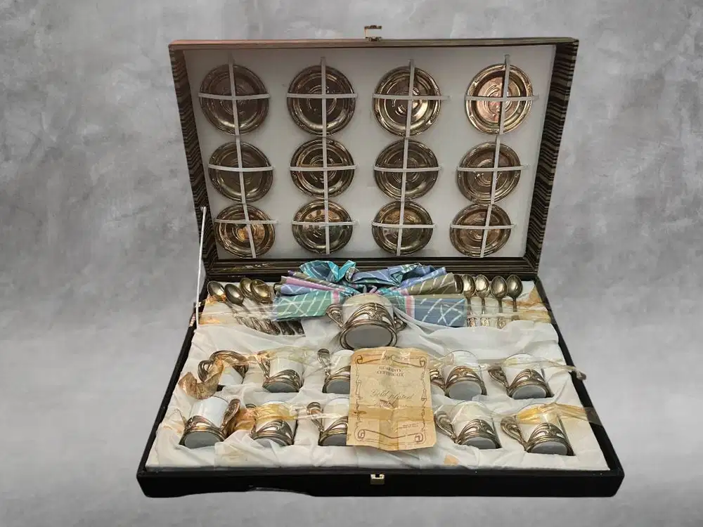 Tea Set Gold Plated Collector