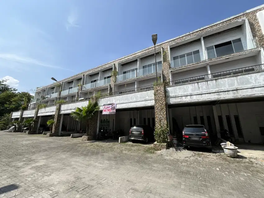 RUmah di daerah sunggal